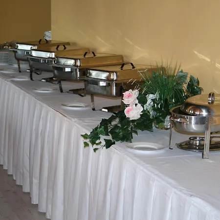 מלון Hotel Peenhauser *